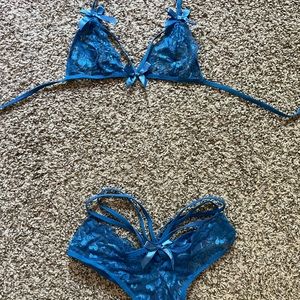 Two pieces red and blue lingerie with strings/bows
